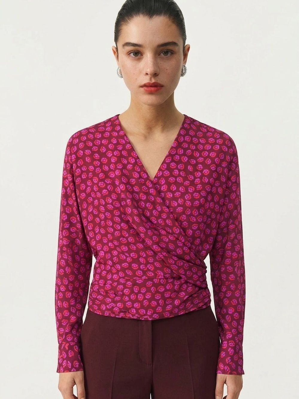 DIANE VON FURSTENBERG | DVF Silk Floral Long Sleeve Wrap Blouse Women’s Size 4
